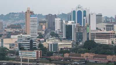 أوغندا تستقبل أول رحلة تحمل مرحلين من الولايات المتحدة