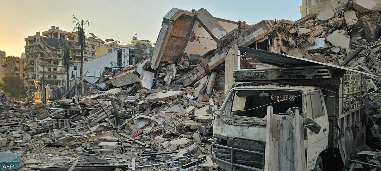 تواصل إسرائيل استهداف الضاحية الجنوبية في بيروت.. أرشيفية