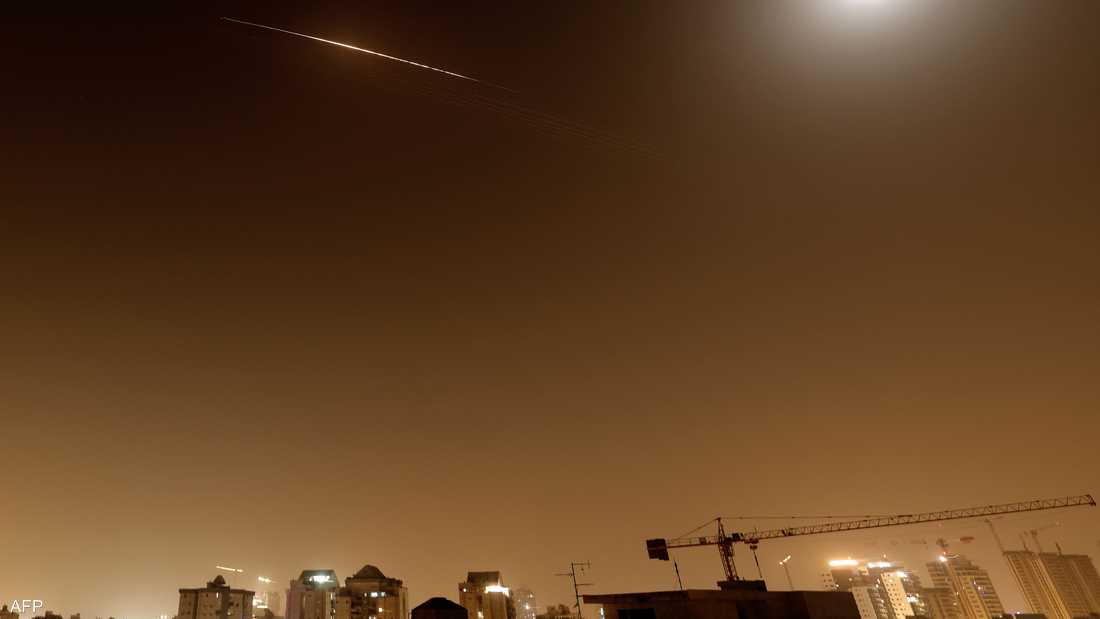 الجيش الإسرائيلي يعترض صواريخ أطلقت من إيران