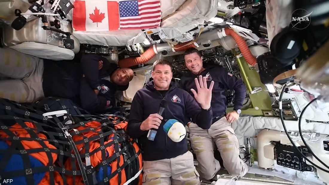 فطائر وقهوة.. كيف يقضي رواد "أرتيميس 2" يومياتهم؟