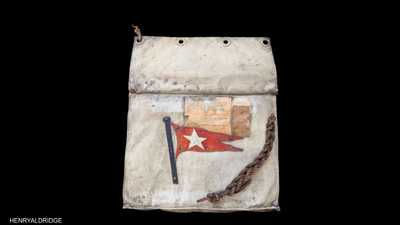 وسادة مقعد قارب نجاة من "تايتانيك"..قطعة نادرة للبيع في مزاد