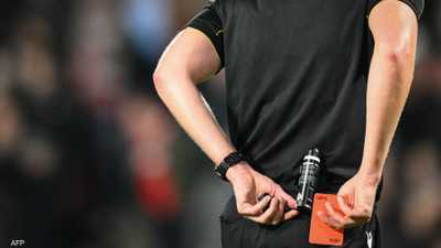 مع انتهاء اللقاء تطور التلاسن اللفظي إلى اشتباك جسدي