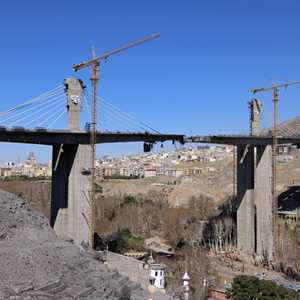 هدد ترامب بتدمير البنية التحتية الحيوية في إيران