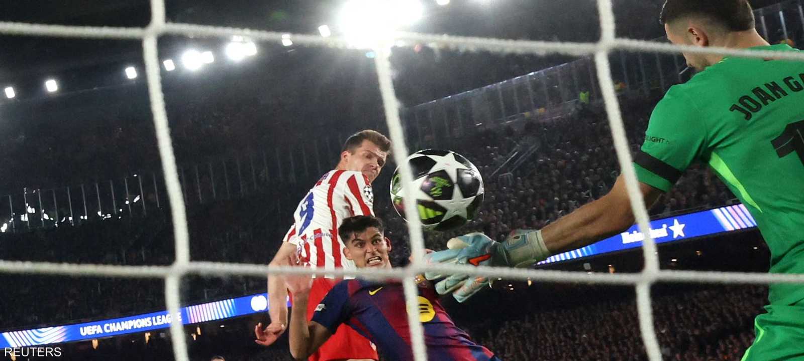 من مباراة برشلونة وأتلتيكو مدريد