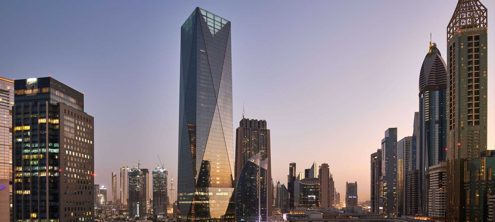 "دبي لصناعات الطيران" و"بلاكستون" تطلقان برنامج "إكواتور"