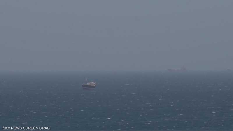 كيف تستخدم إيران مضيق هرمز لابتزاز العالم سياسيا؟