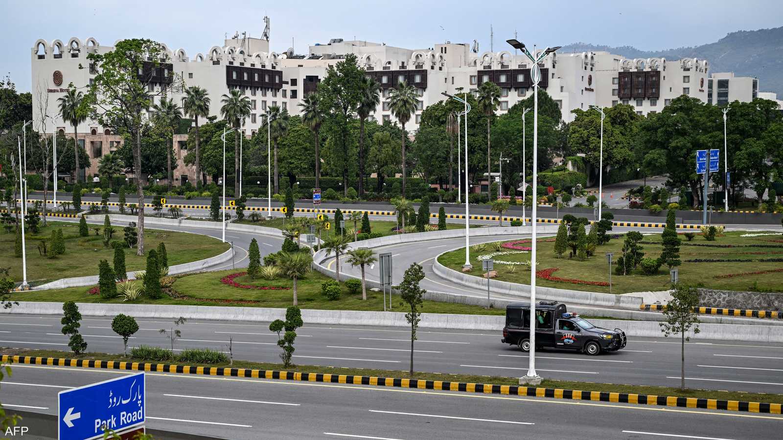 فندق سيرينا حيث ستعقد المفاوضات الأميركية الإيرانية