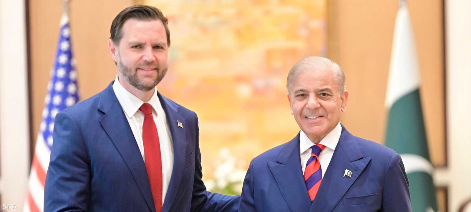 شهباز شريف مع جي دي فانس