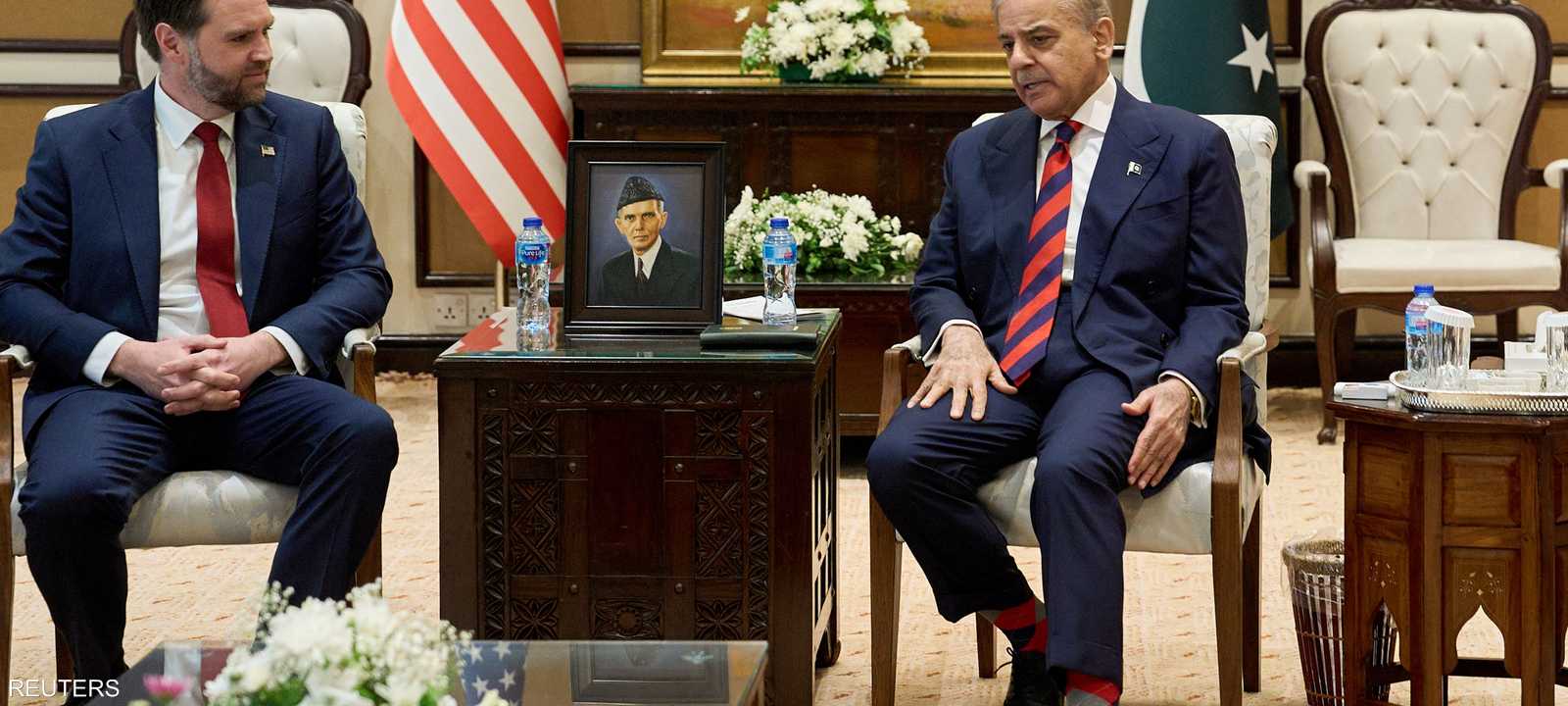 باكستان تلعب دور الوسيط في المفاوضات