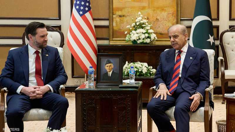 باكستان تلعب دور الوسيط في المفاوضات