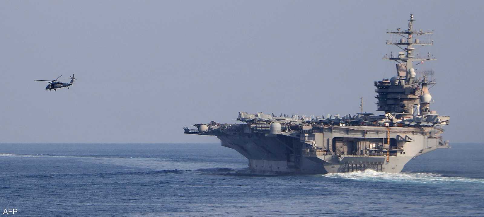 حاملة الطائرات الأميركية يو إس إس أيزنهاور بمضيق هرمز_أرشيف