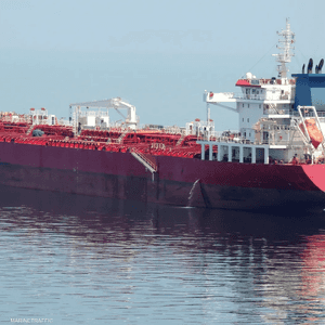 فرضت عقوبات أميركية على السفينة "ريتش ستاري"