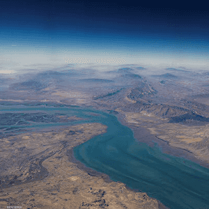 مشهد جوي للشواطئ الإيرانية ومضيق هرمز