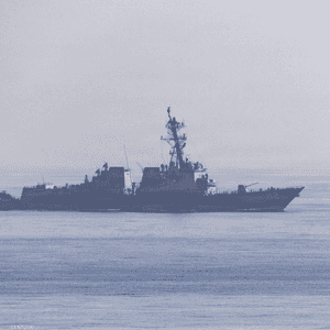 مدمرة أميركية في الخليج