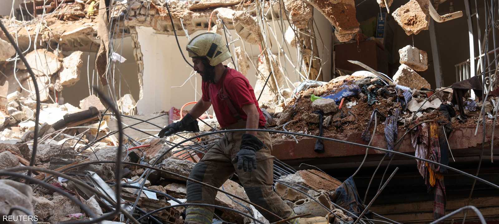 إسرائيل شنت هجمات عنيفة على مناطق متفرقة من لبنان