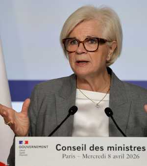 وزيرة الدفاع الفرنسية كاثرين فوتران