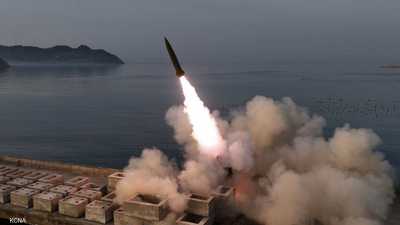 كوريا الشمالية تعلن عن صواريخ "محدثة".. وكيم يشيد بها