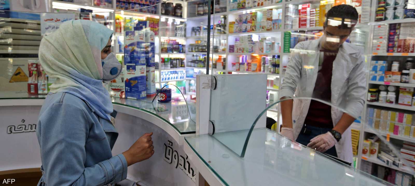 "أزمة صامتة" تضرب إيران.. نقص حاد في الأدوية