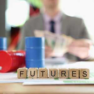 النفط - التلاعب في العقود الآجلة