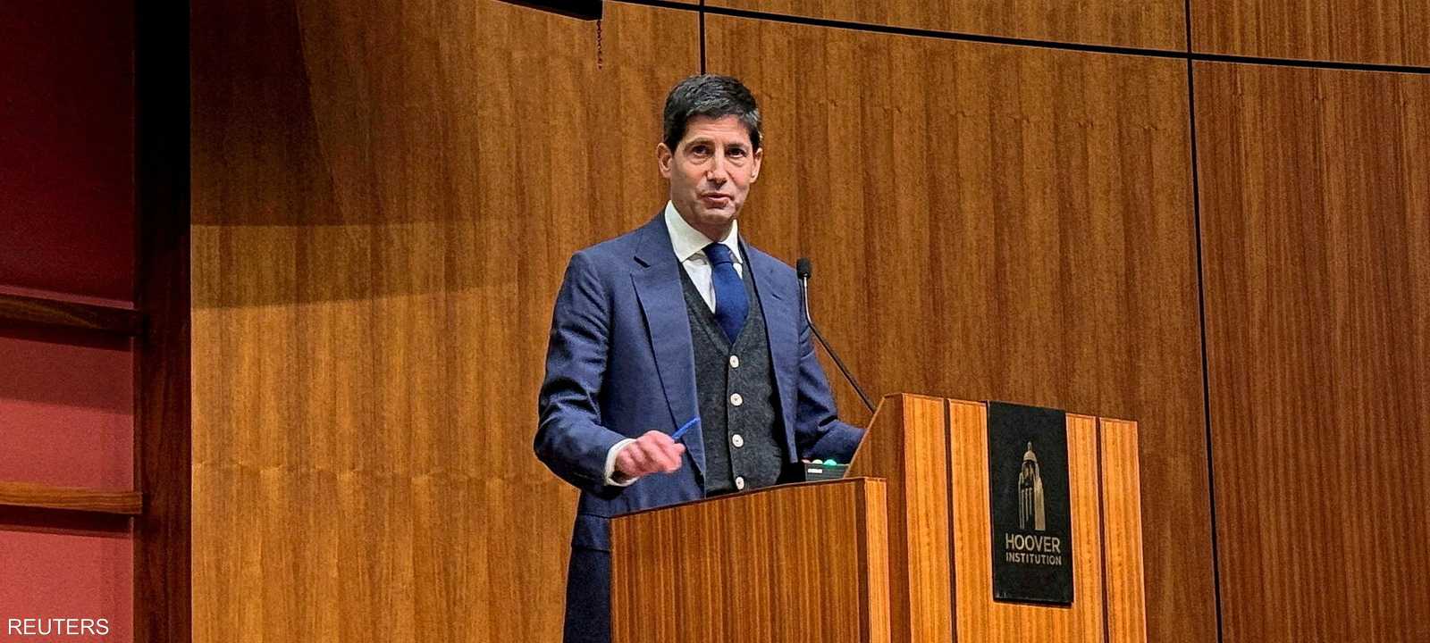 كيفن وارش مرشح الفيدرالي