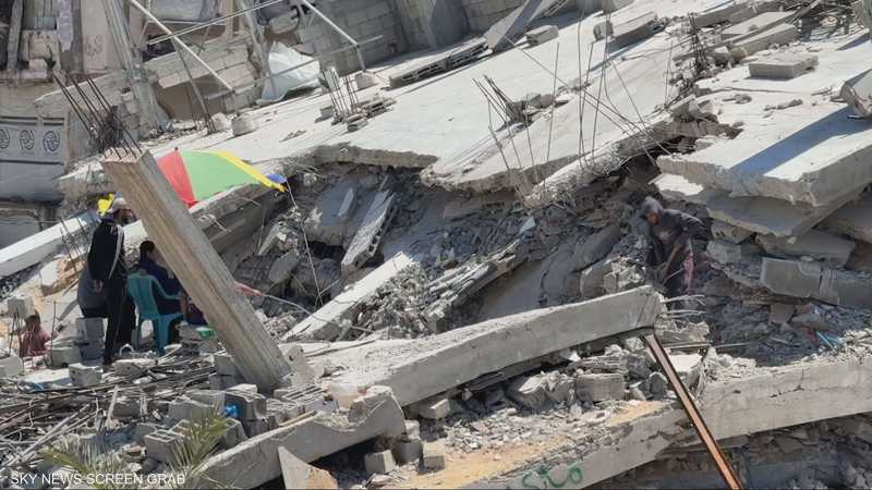 أكثر من 20 فلسطينيا قتلوا جراء انهيار أبنية تصدعت خلال الحرب