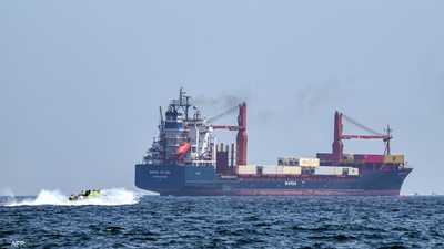 الجيش البريطاني: إيران تهاجم سفينتين شمالي سواحل عُمان