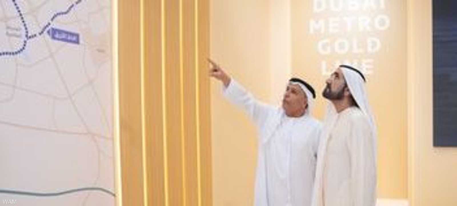 محمد بن راشد بعلن انطلاق مترو دبي الذهبي