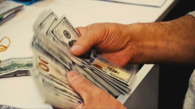 العراق.. مخاوف من تداعيات تعليق واشنطن شحنات الدولار