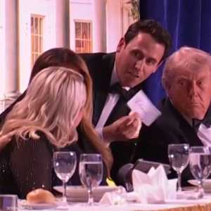 أول تعليق من ترامب على حادث إطلاق النار