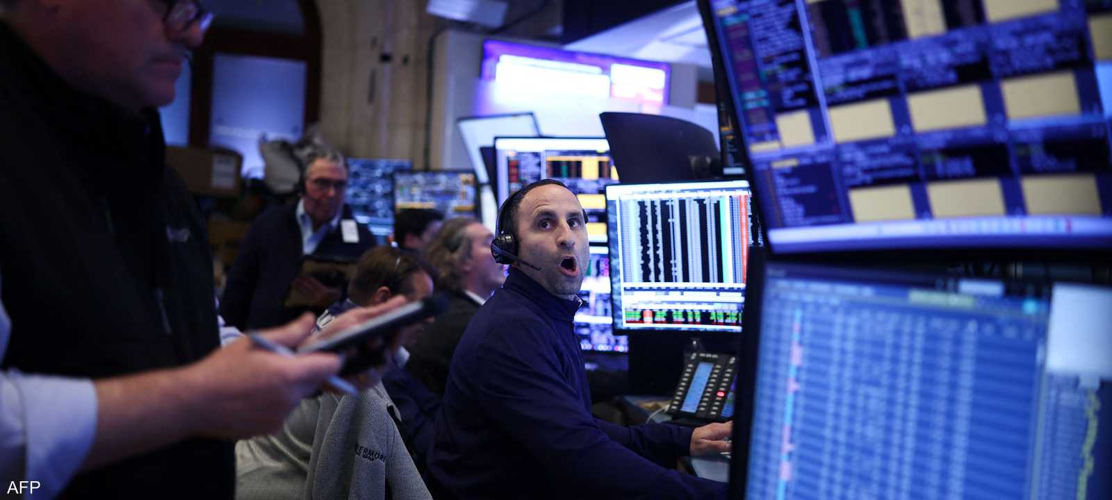 كيف يواجه المستثمر العادي تقلبات السوق خلال الحروب؟