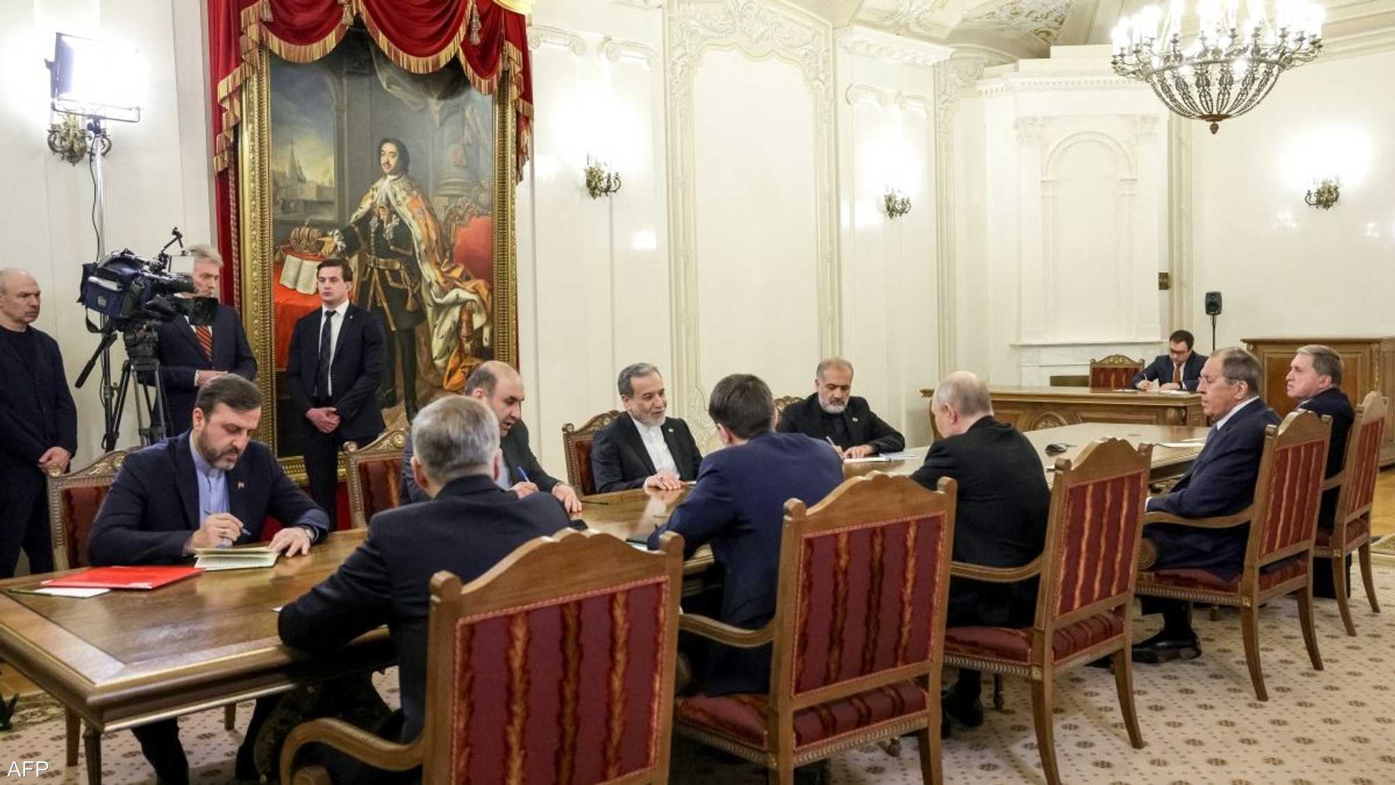 عراقجي في موسكو.. هل تدخل روسيا على خط الوساطة؟