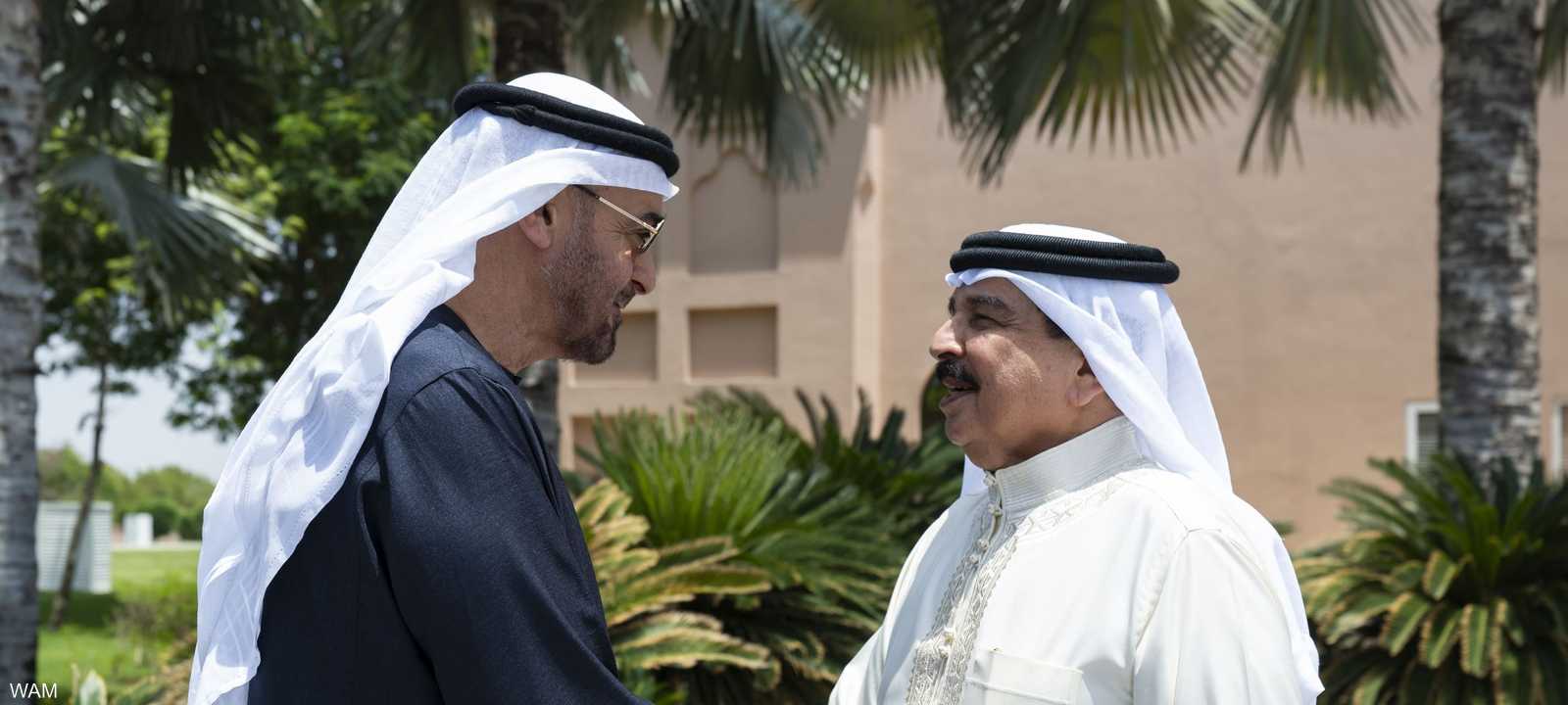 الشيخ محمد بن زايد والملك حمد بن عيسى