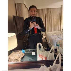 صورة سيلفي التقطها المتهم قبيل الهجوم