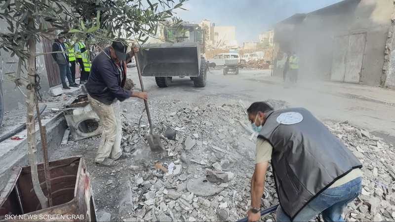 بمناسبة يوم العمال العالمي.. نشاط تطوعي في غزة من وسط الدمار