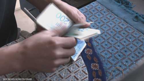 المحافظ الإلكترونية تقيد حركة التداول المالي في قطاع غزة