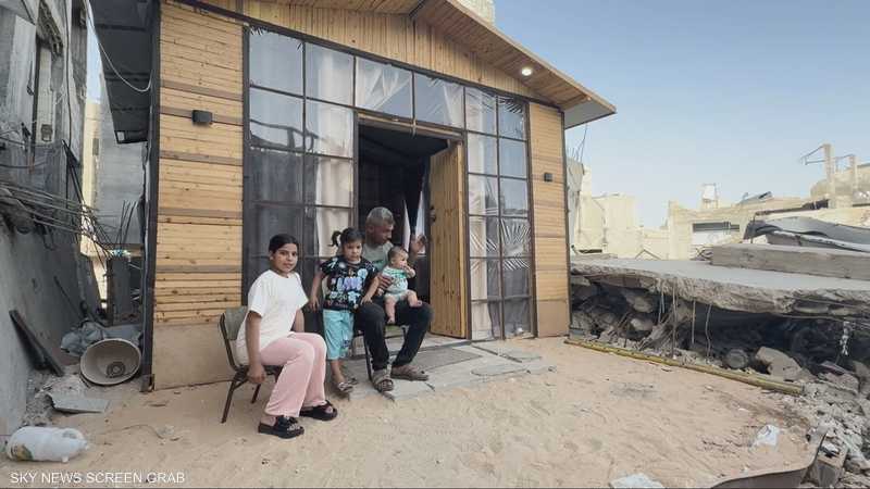 سكان في قطاع غزة يبتكرون حلولا بديلة للتكيف مع الأوضاع