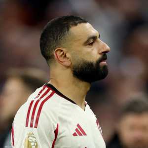 النجم المصري محمد صلاح لاعب ليفربول الإنجليزي