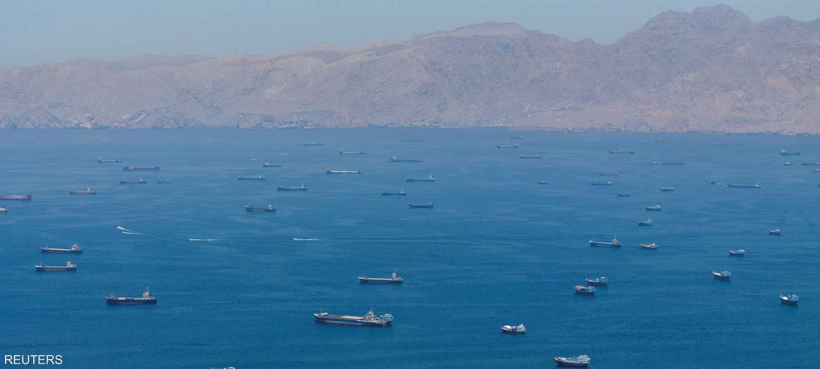 من المفترض أن تفتح إيران مضيق هرمز بموجب التفاهم