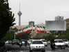 سيارات في أحد شوارع طهران يوم 27 أبريل