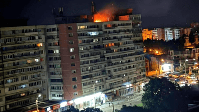 تحطمت المسيرة فوق سطح مبنى سكني