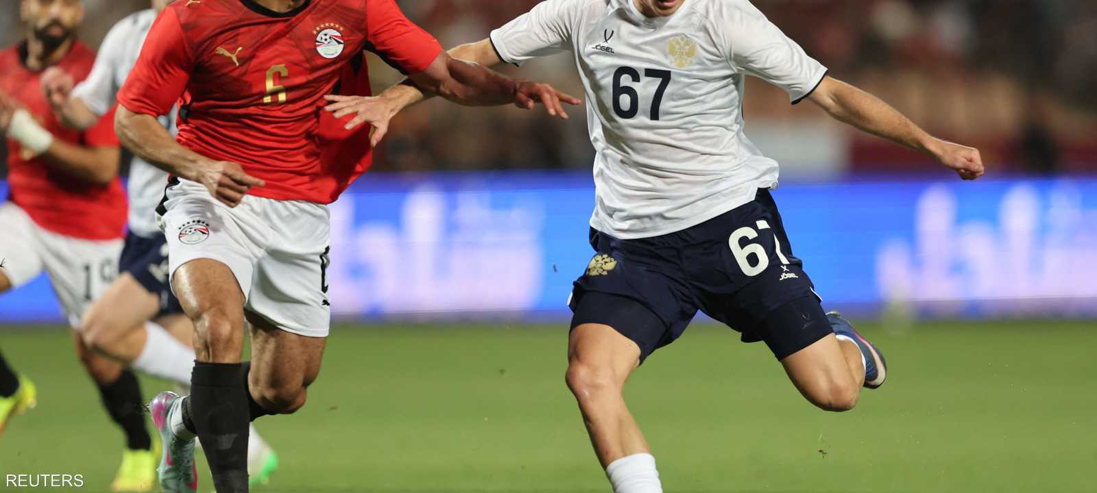 منتخب روسيا يرتدي حاليا ملابس من علامة محلية