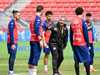 مدرب منتخب نسور قرطاج وسط اللاعبين أثناء التدريب