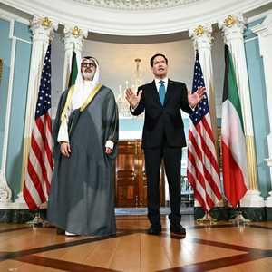 ماركو روبيو خلال لقائه الشيخ جراح جابر الأحمد الصباح