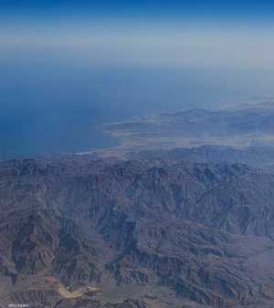 السواحل الإيرانية المطلة على مضيق هرمز