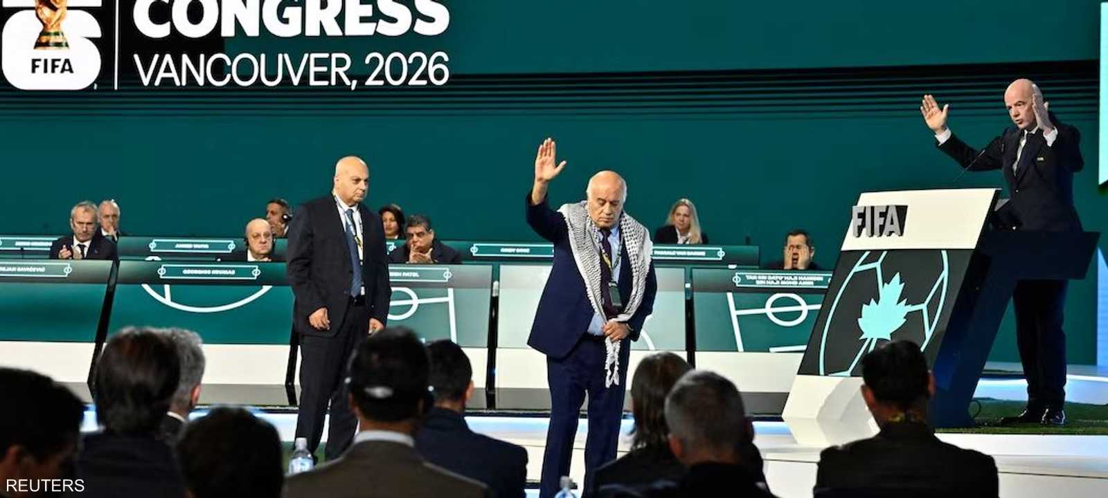 الرجوب قال إن إسرائيل تضغط لعدم حصوله على التأشيرات