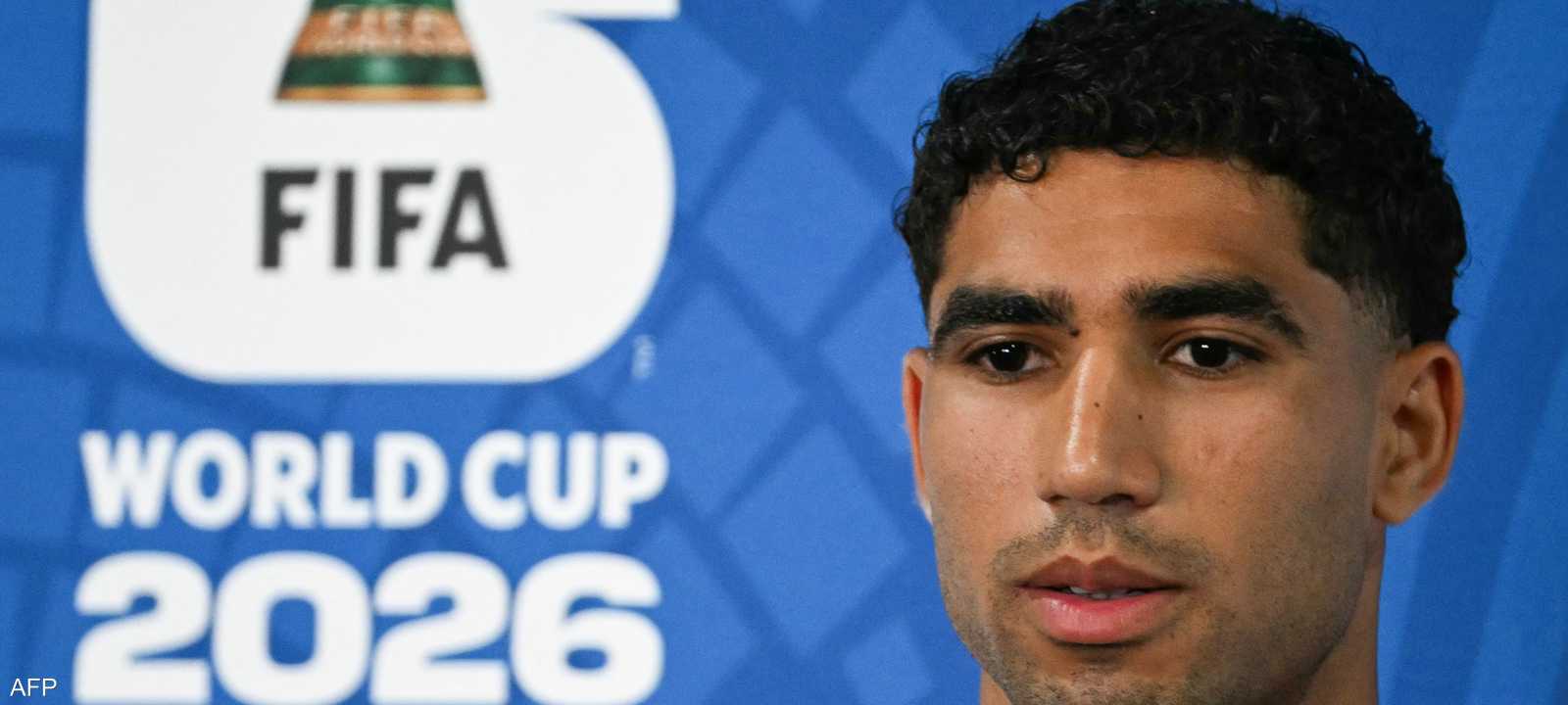 أشرف حكيمي قائد المنتخب المغربي لكرة القدم