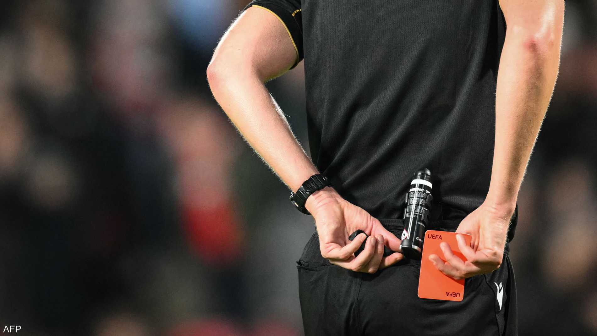 تغيير مثير للجدل في قوانين التحكيم بالدوري الإنجليزي 