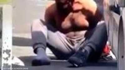 أوقفت الشرطة رجلاً يبلغ من العمر 30 عاماً من سكان البلدة