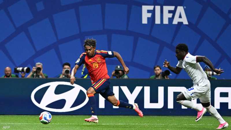 دخل المنتخب الإسباني المباراة مرشحا بقوة لتحقيق الفوز