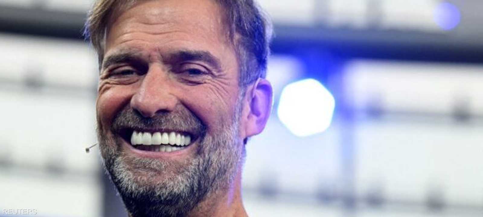 يعمل كلوب محللا رياضيا تلفزيونيا طوال فترة المونديال